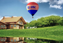 REMAX: il mercato immobiliare USA subisce uno stop secondo l'indagine condotta da REMAX